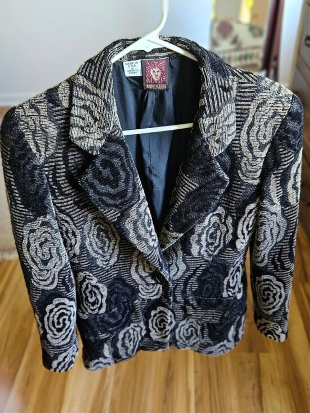 Made In The USA Vintage Anne Klein Funky Rose Jacquard Suit Jacket